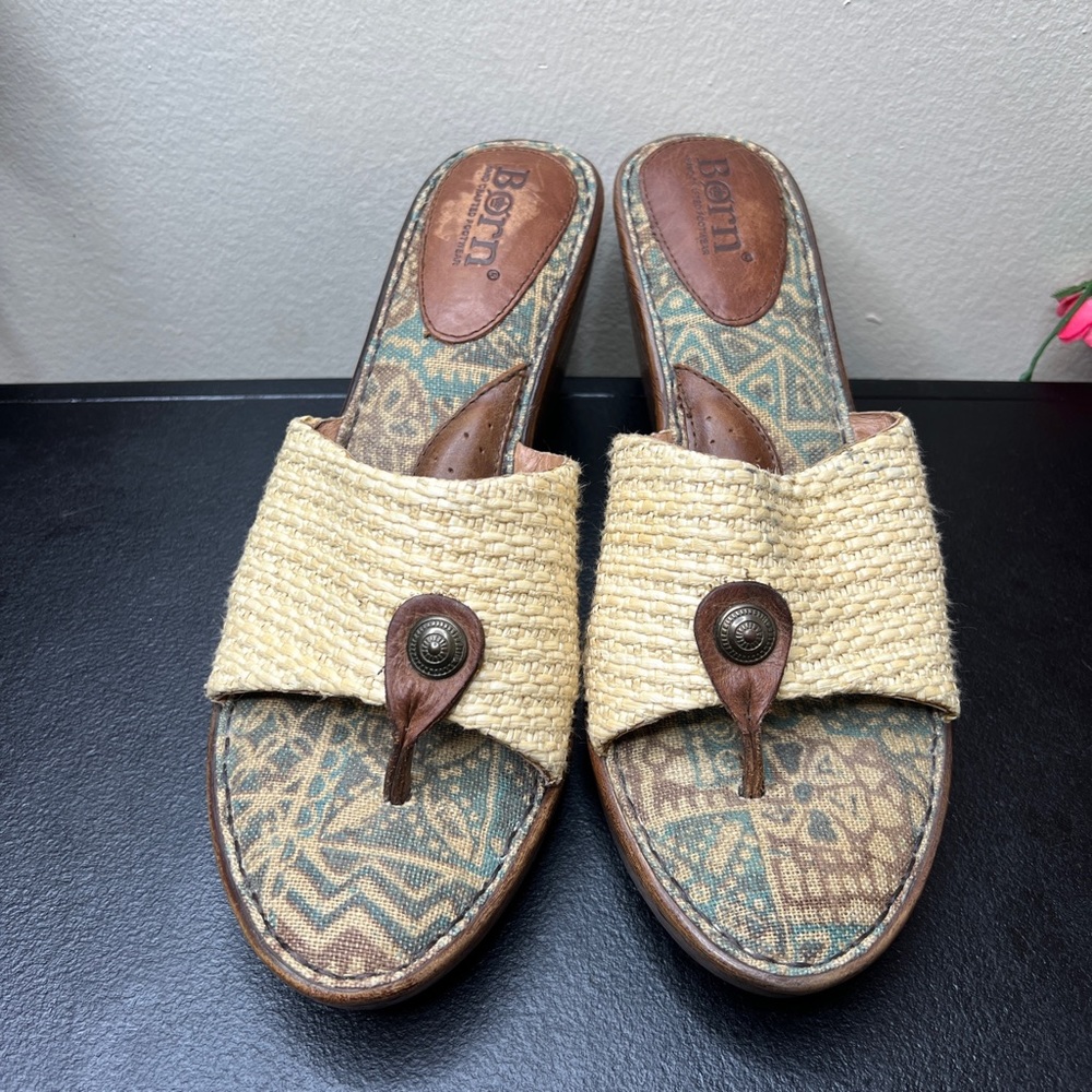🌹 Born W62238 Tweet Raffia 10 / 42 Straw Wood Heel Thong Wedge Sandals
